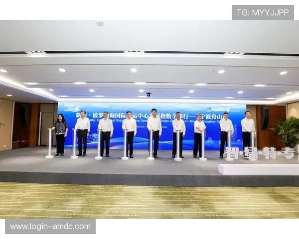 国际真人官方不断引入世界顶级的真人荷官团队确保每一场游戏都能拥有专业的服务体验